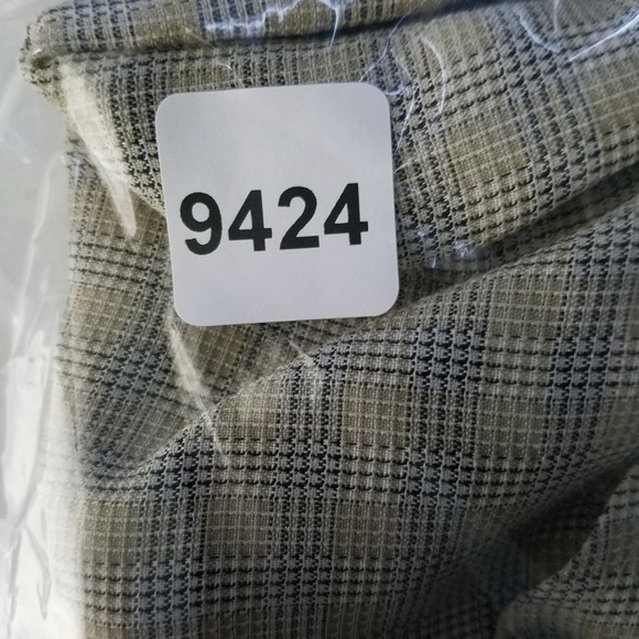 Consensus Mens Large Beige Black Plaid Short Sleeve Button Up Shirt Pocket - Picture 8 of 8